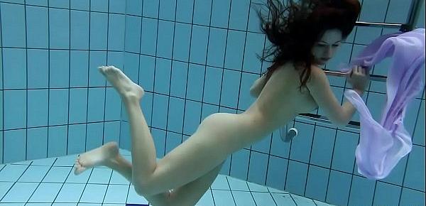  Blackhaired Aneta in the pool